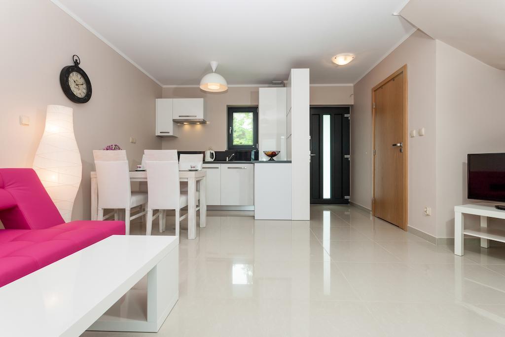 Nautilus Apartamenty Rewal Bagian luar foto